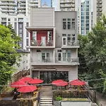 Verdant Statuesque Intimate Acropolis Views Of Famous Park